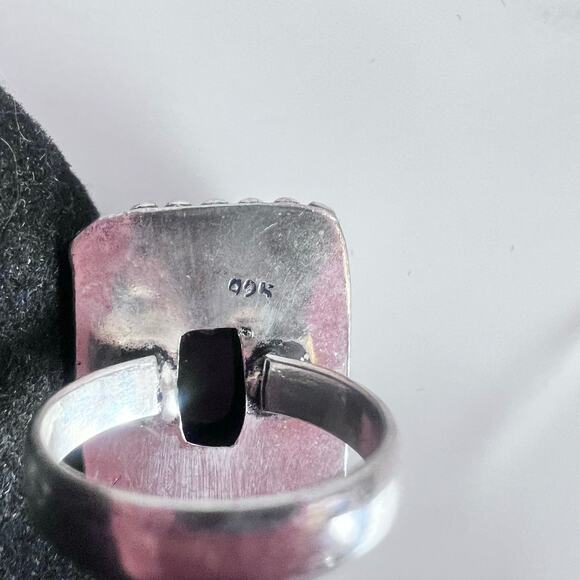 Sterling Silver .925 Bezel Set Black Onyx Statement Ring Size 6 - Picture 7 of 9